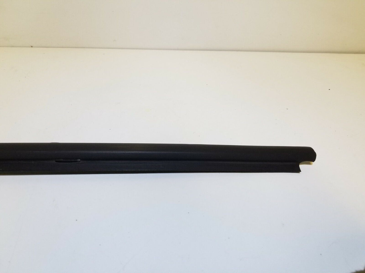 04 05 06 Scion Xa Rear Right Pass Door Window Belt Seal Molding OEM