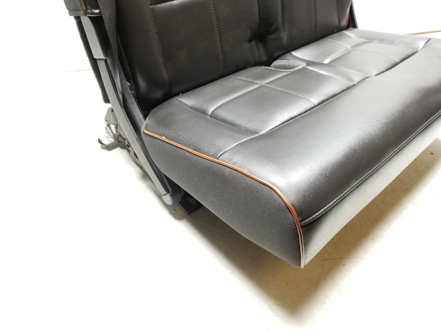 2007 2008 2009 Lincoln Navigator Seat Rear 3rd Row Seat Left Driver Side OEM