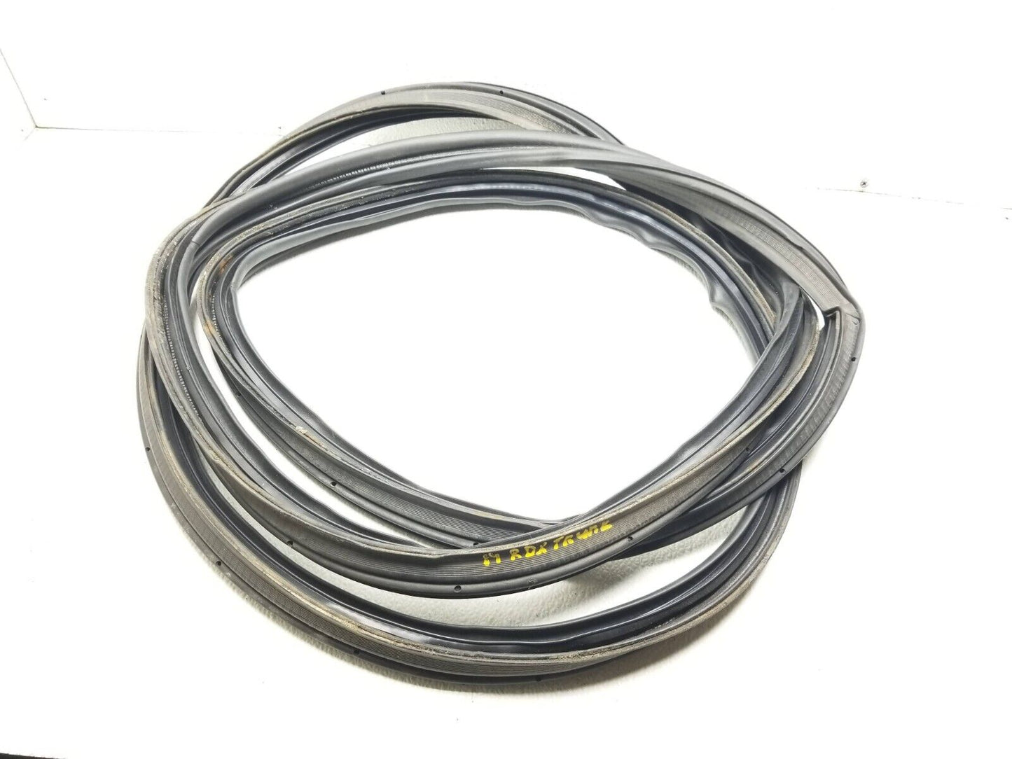 13 14 15 Acura RDX Truk Tailgate Weather Strip Seal OEM