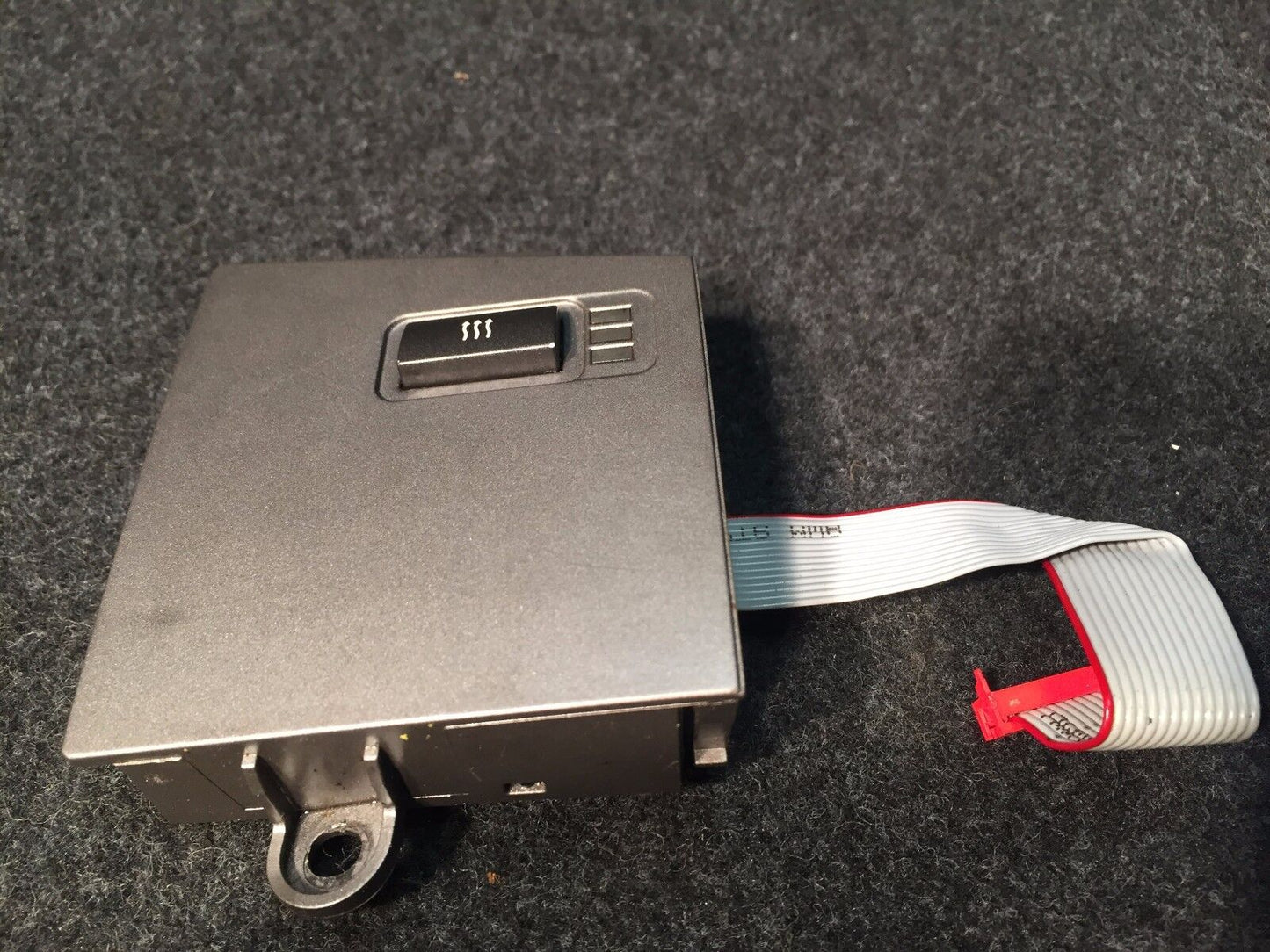 02 03 04 05 BMW 745i 745li E65 Right Passenger Side Seat Heat Heated Switch OEM