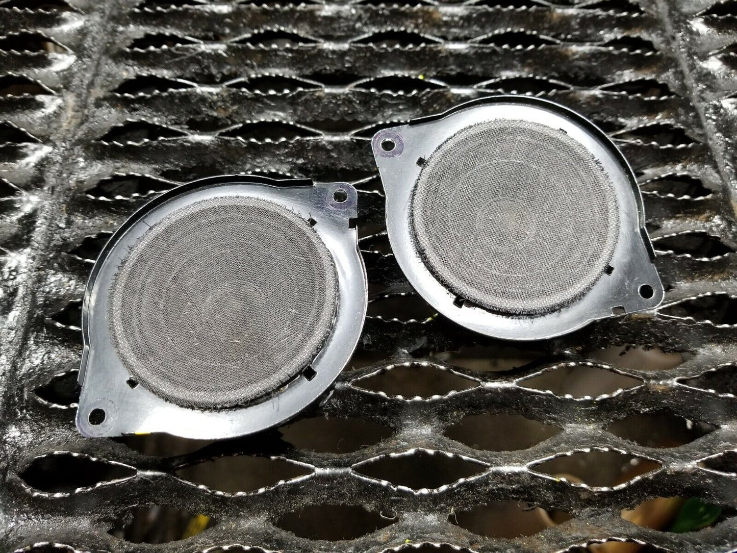 12 13 14 15 16 Dodge Journey Dash Audio Sound Speaker 2 Pcs OEM 54k