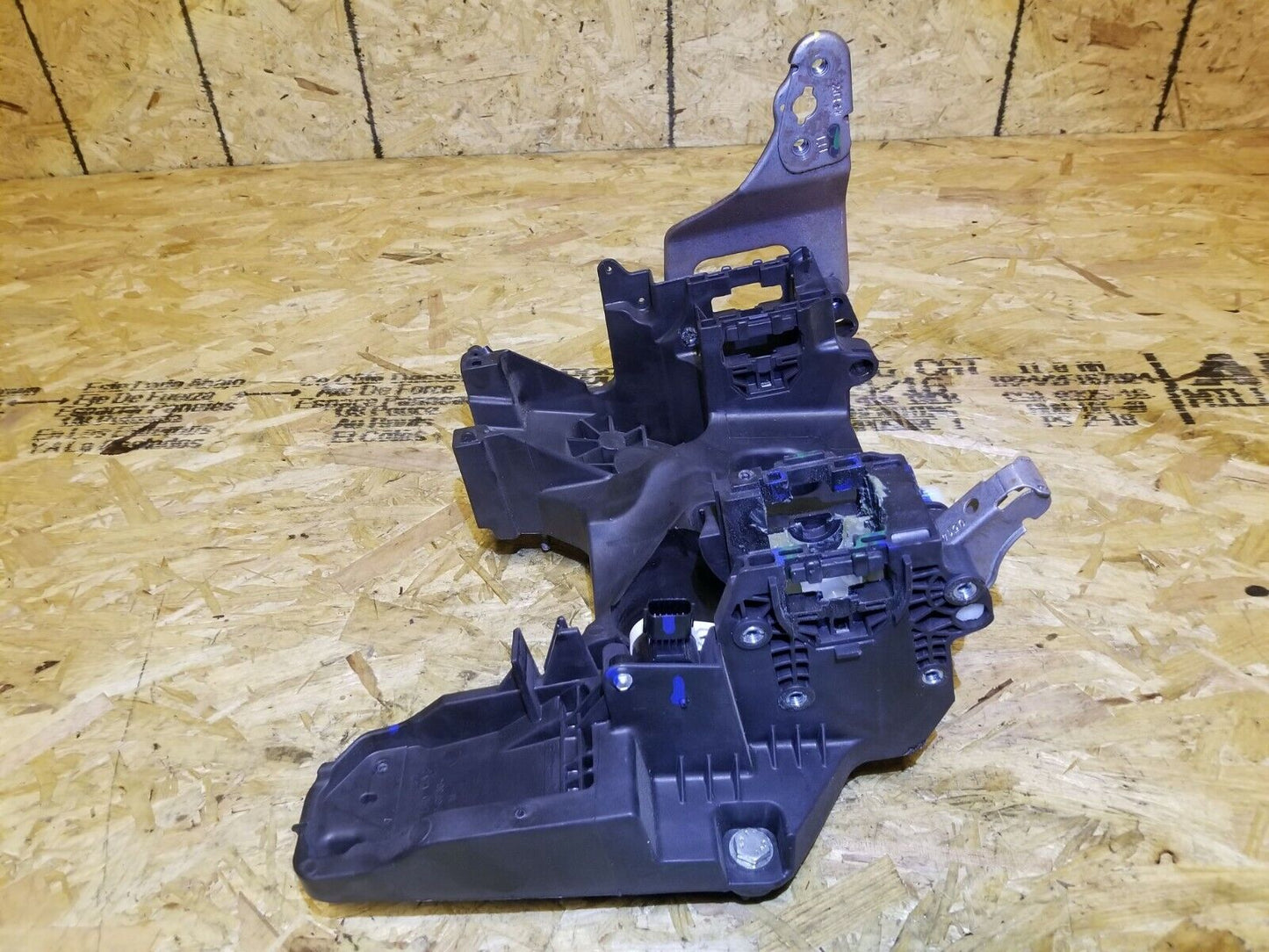 14 15 16 17 Buick Regal Brake Pedal Bracket OEM 59k