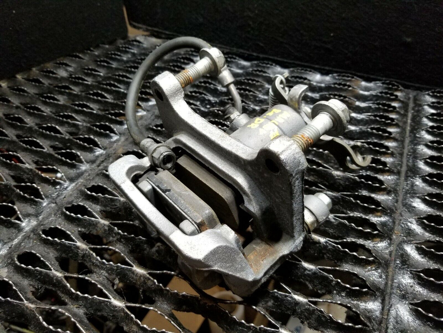 16 17 18 19 Chevrolet Malibu Rear Left Driver Side Brake Caliper OEM 3k