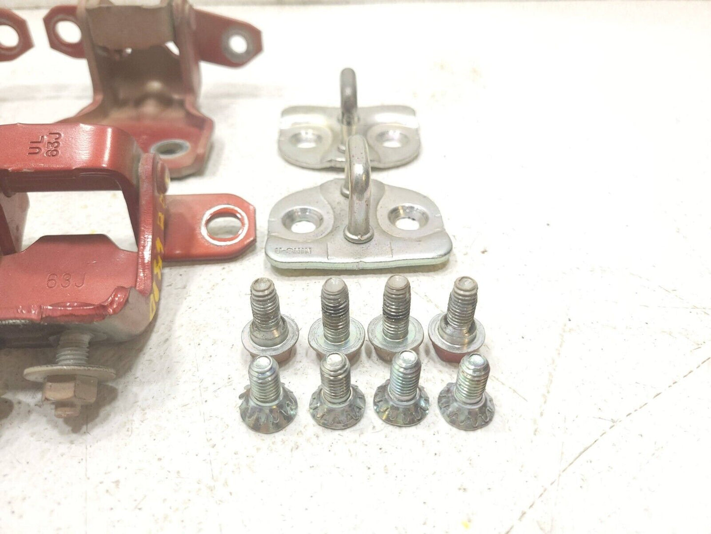 07 - 13 Suzuki Sx4 Hatchback Door Hinge Front & Rear Driver Side Left OEM