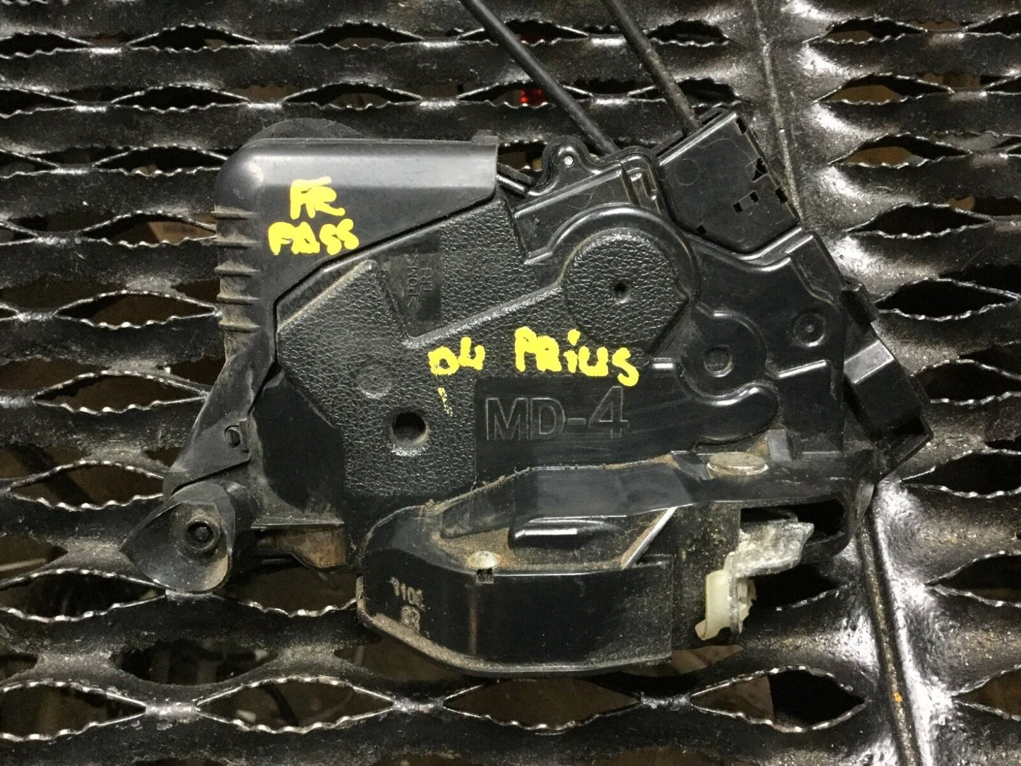 04 05 06 07 08 09 Toyota Prius Front Right Passenger Door Lock Actuator OEM