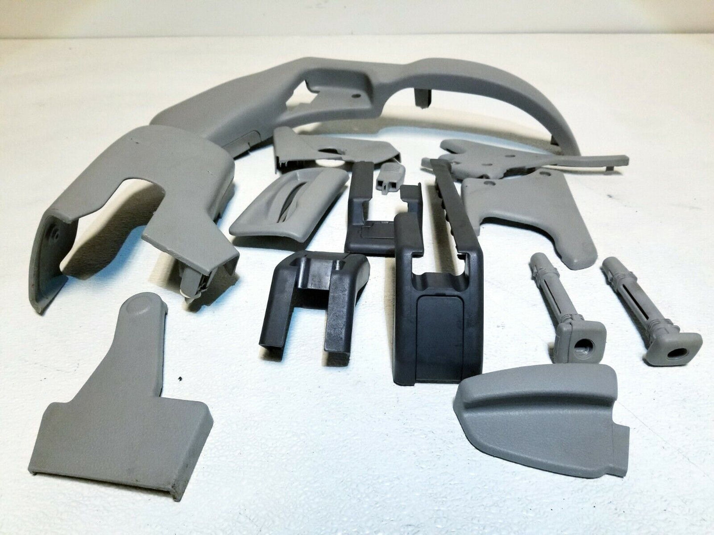 07 08 09 10 11 12 Hyundai Veracruz Rear Left Driver Seat Trim Panel 13pcs OEM