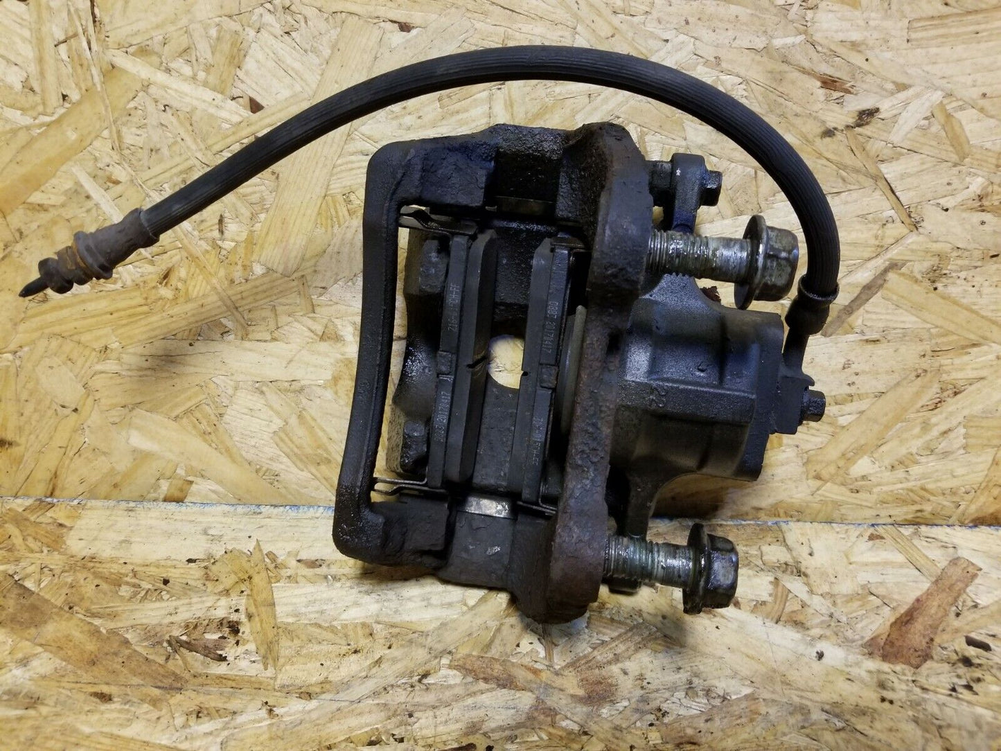 07 08 09 10 11 12 GMC Acadia Rear Brake Caliper Right Passenger Side OEM