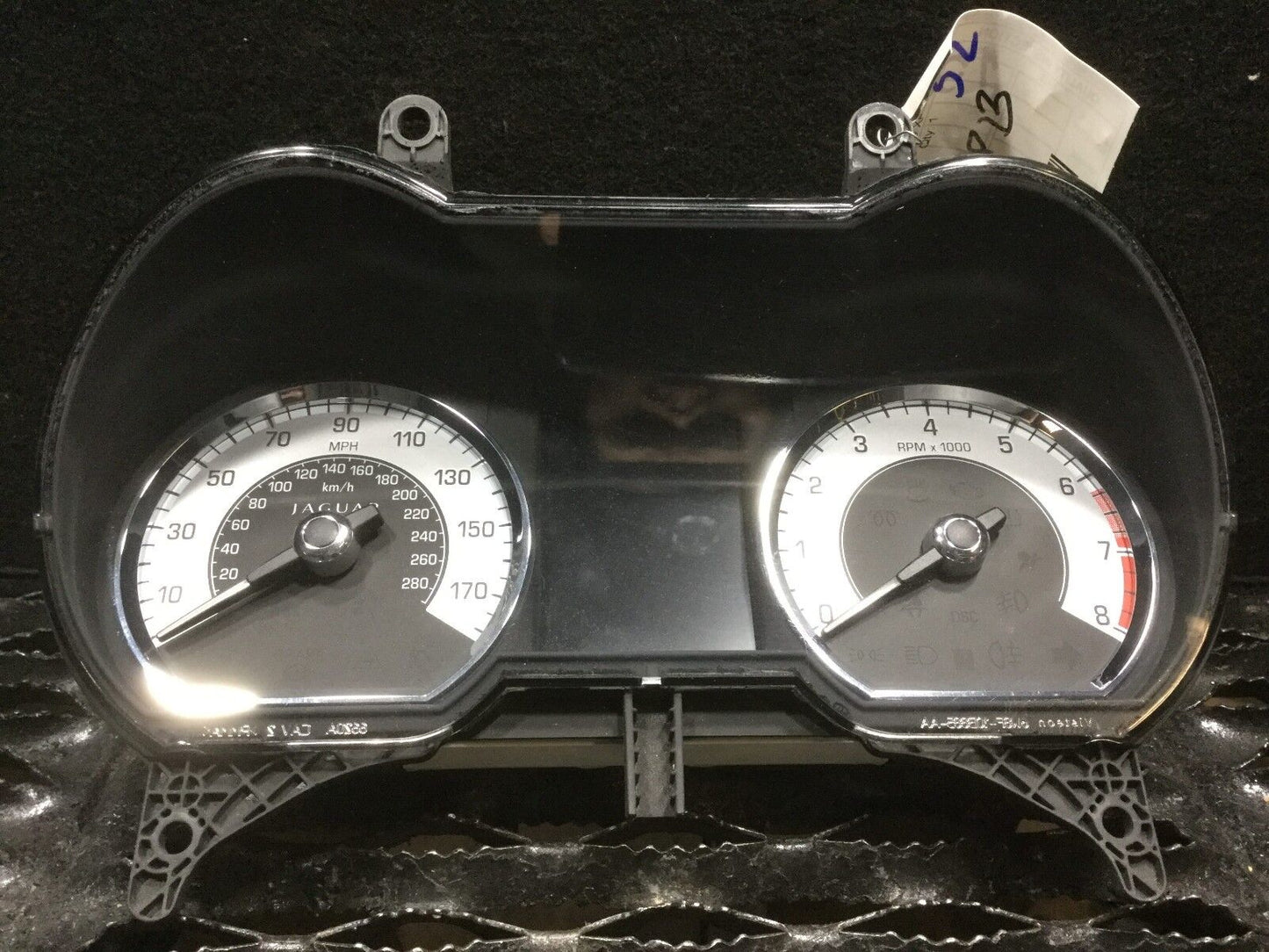 09 2009 Jaguar XF Instrument Cluster Speedometer Gauge Mph OEM N52