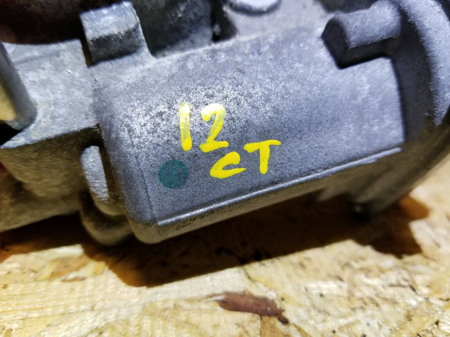 11 12 13 14 15 Lexus CT200h Throttle Body Valve OEM
