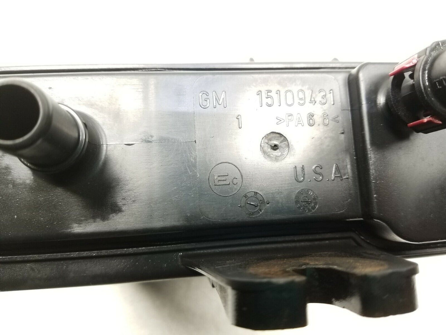 08 09 10 11 12 13 14 Cadillac Escalade Fuel Vapor Canister OEM