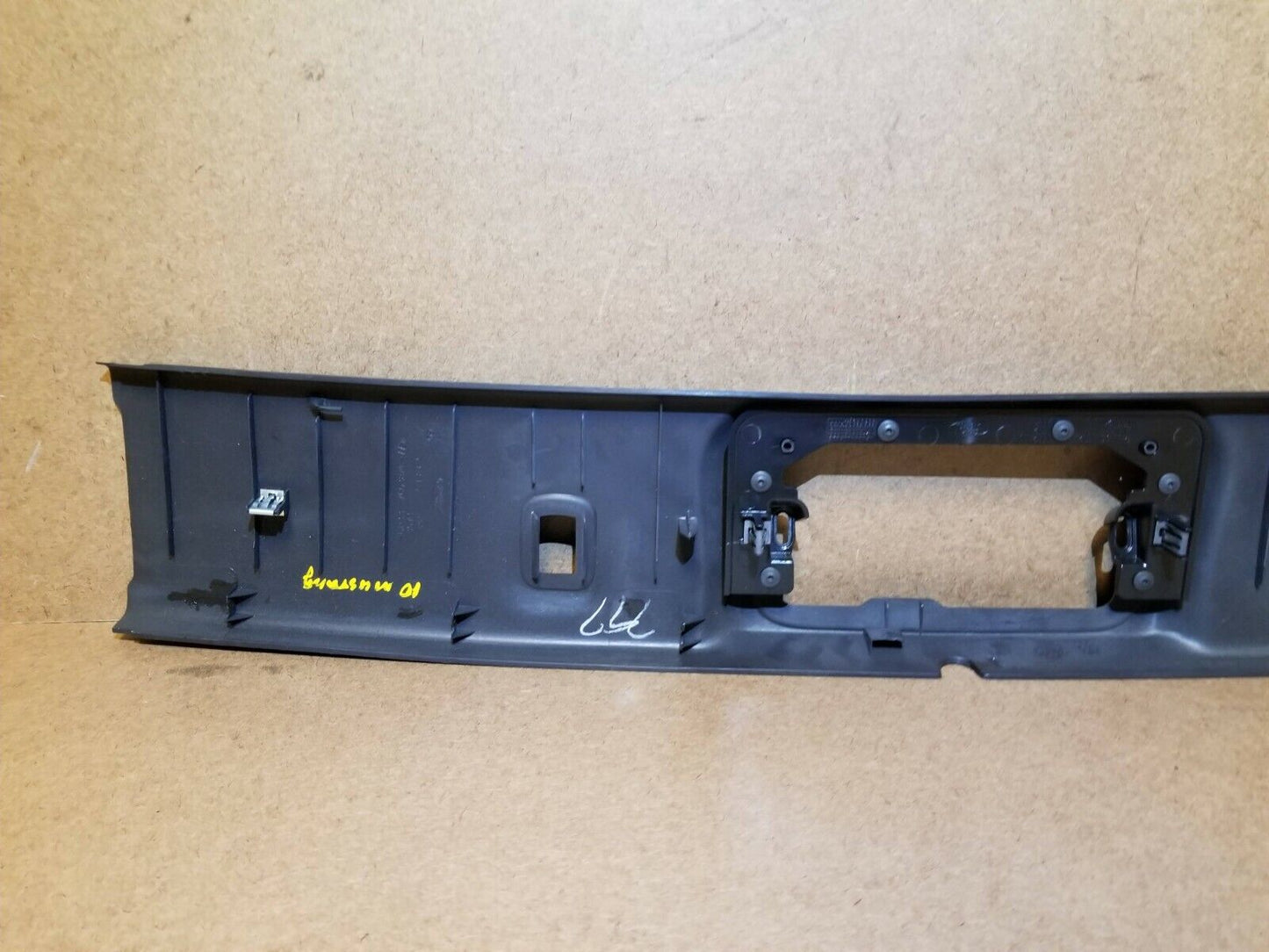 10 11 12 13 14 Ford Mustang Convertible Overhead Dome Lamp Trim Cover OEM