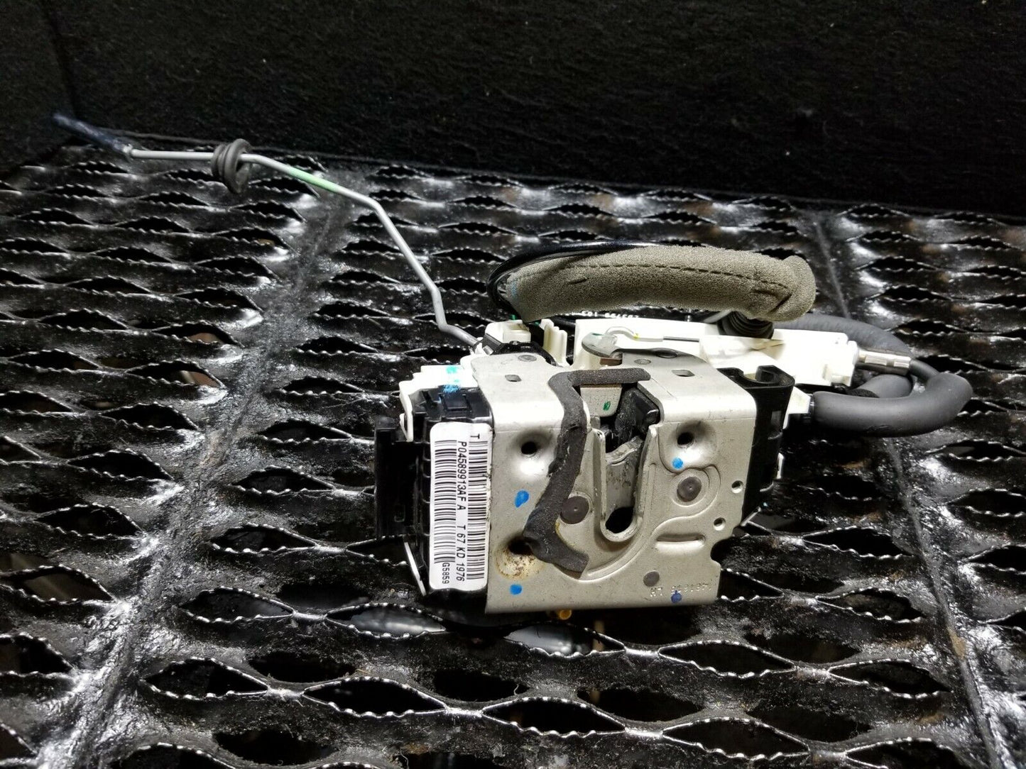 12 13 14 15 16 Dodge Journey Front Left Driver Door Lock Actuator OEM 54k