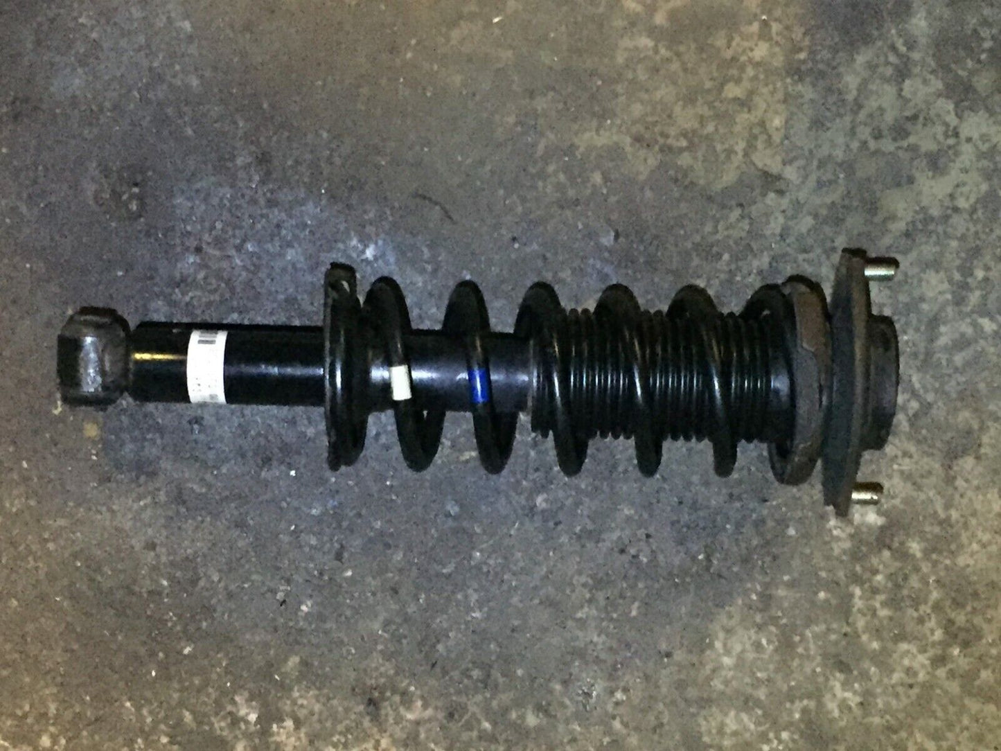 08 09 10 Subaru Impreza 2.5l Sedan Rear Shock Strut Absorber & Coil Spring OEM