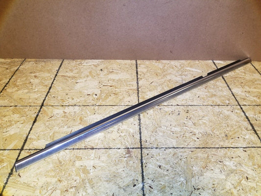 07 08 09 10 Mercedes R350 Rear Left Driver Door Window Belt Seal Molding OEM