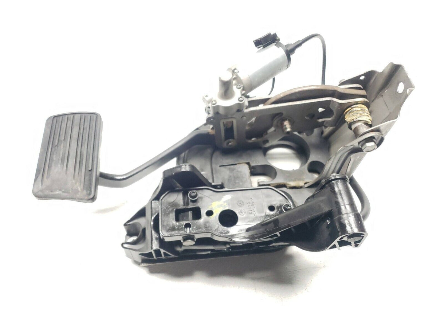 08 09 10 11 12 13 14 Escalade Brake Pedal OEM