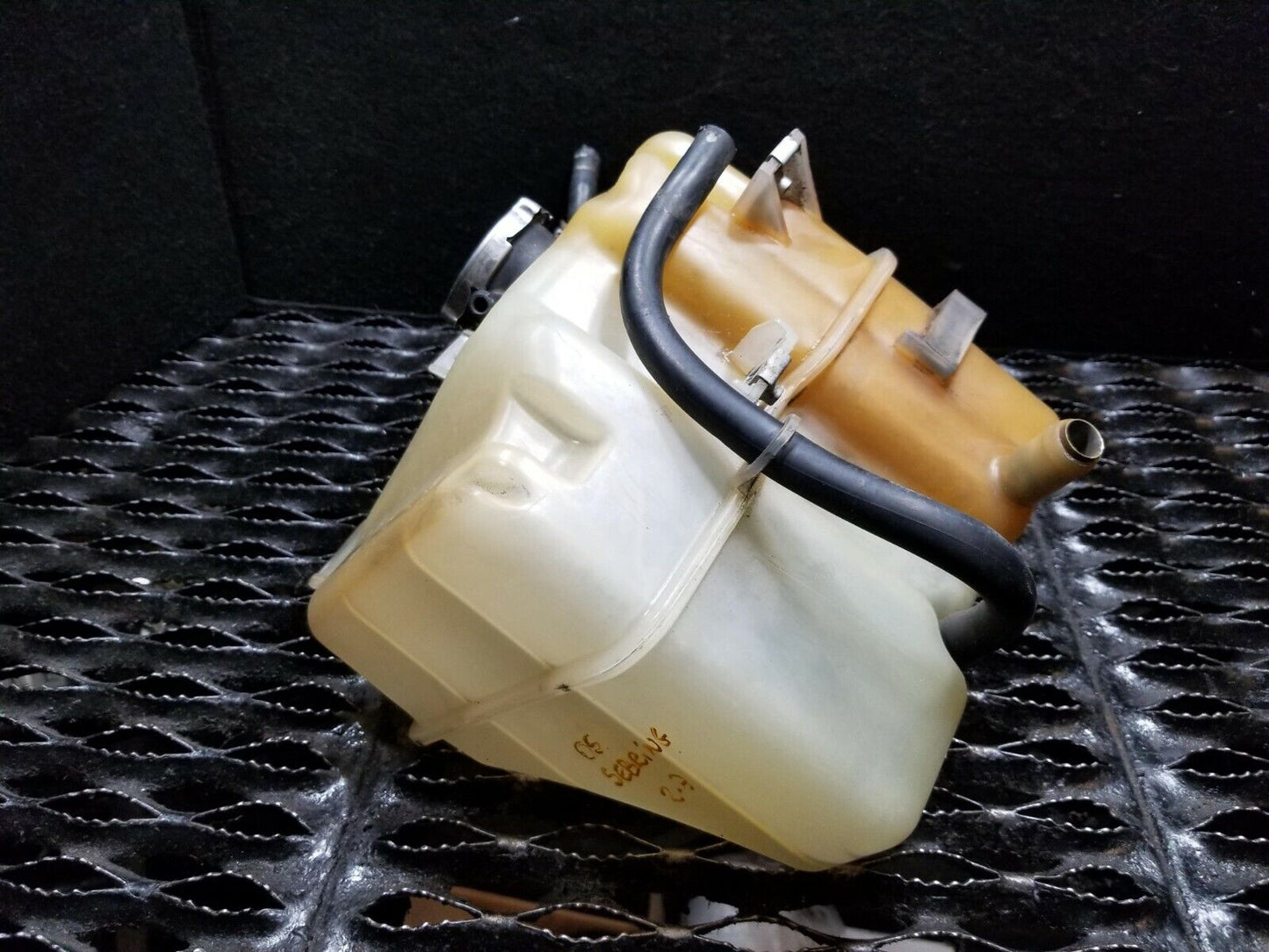 04 05 06 Chrysler Sebring Convertible Radiator Expansion Tank Reservoir OEM