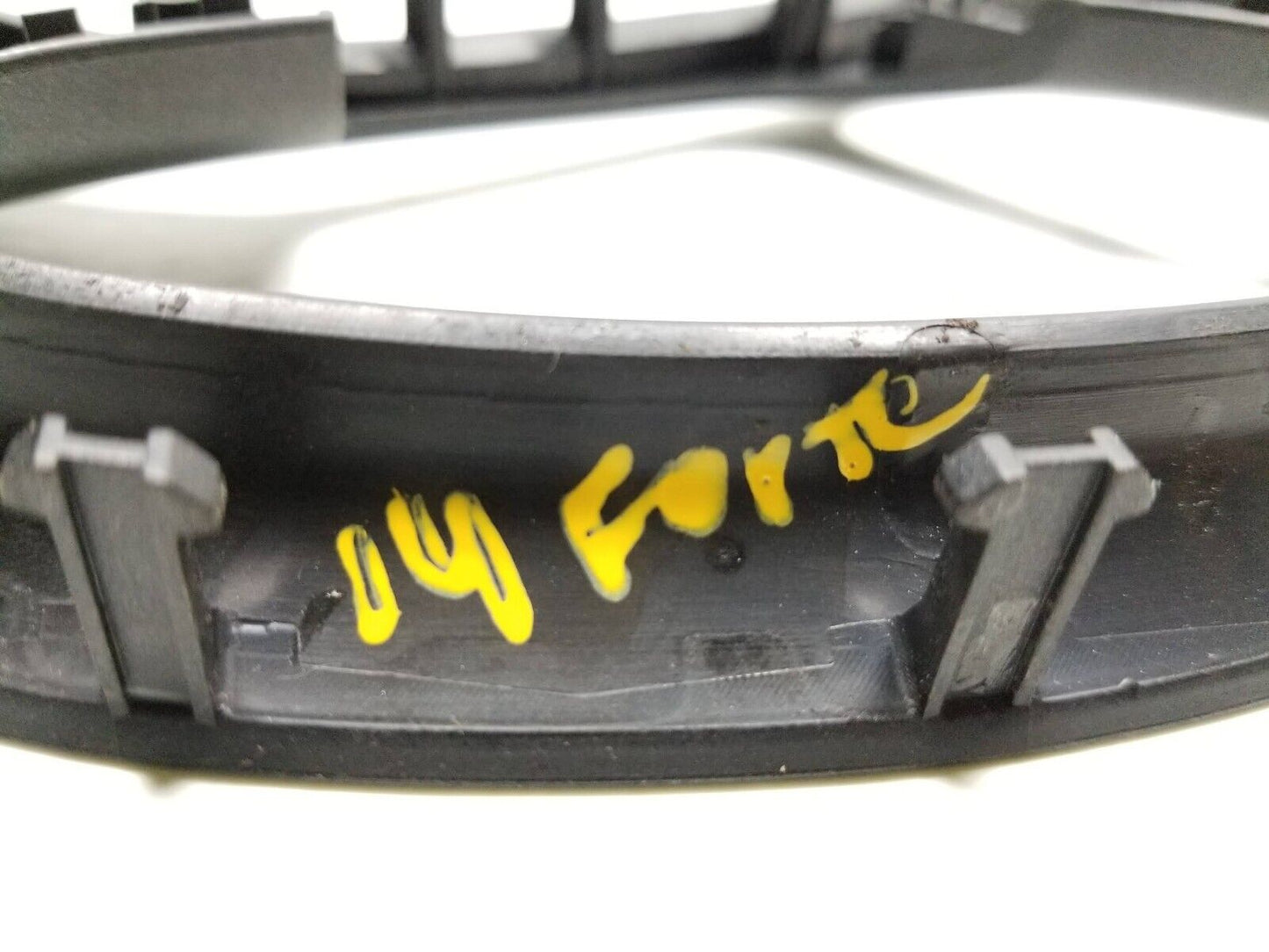 14 15 16 Kia Forte Steering Wheel Trim Bezel 299117189 OEM 73k