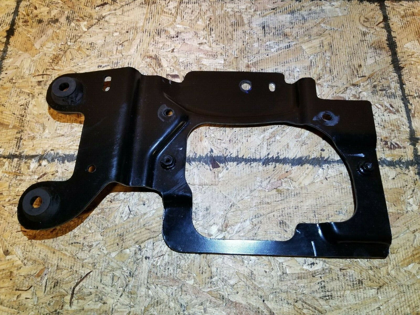 18 19 20 Ford Ecosport 1.0l Bracket Holder Support Gn15 6a016 Ba OEM 532 Miles