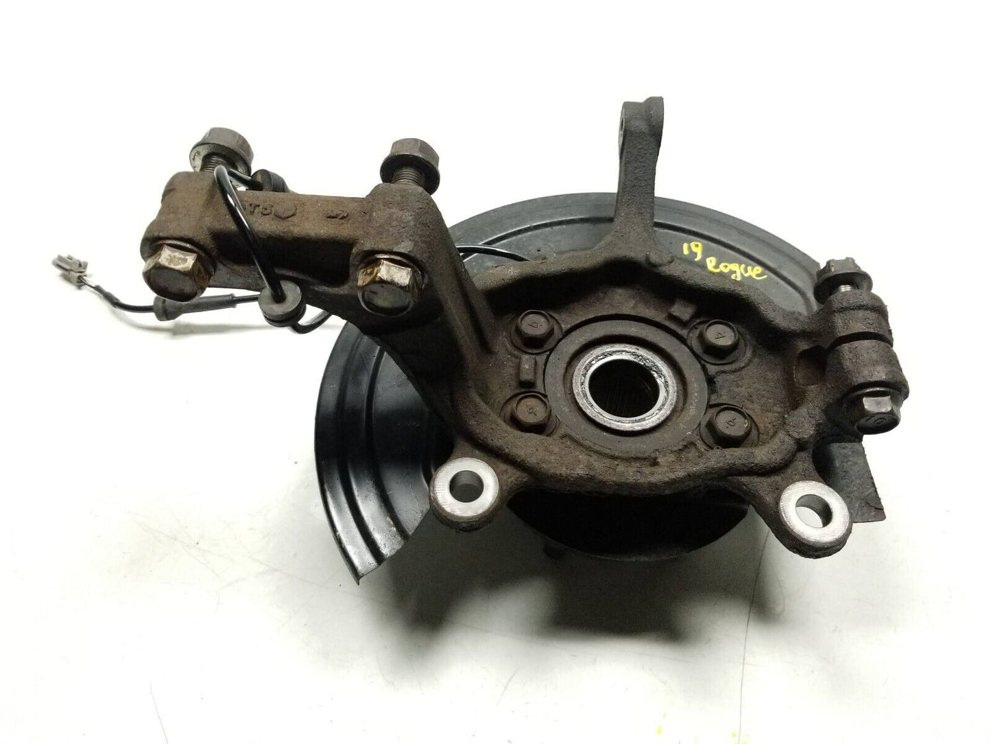 12 13 14 15 Nissan Rogue Front Spindle Knuckle Wheel Hub Passenger Side Rh OEM