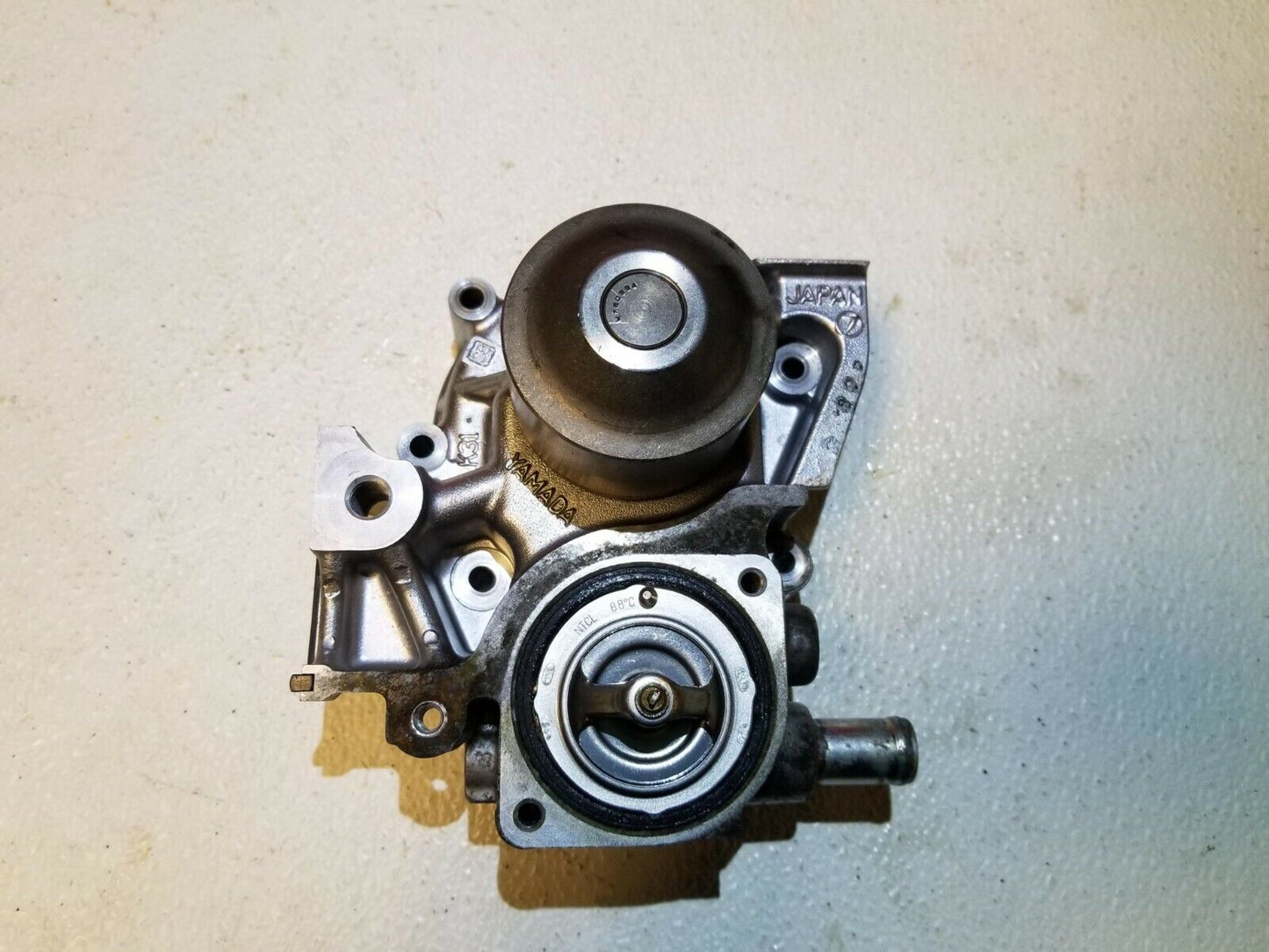 10 11 12 13 14 Subaru Legacy 2.5l Water Pump Thermostat Housing OEM Non-turbo