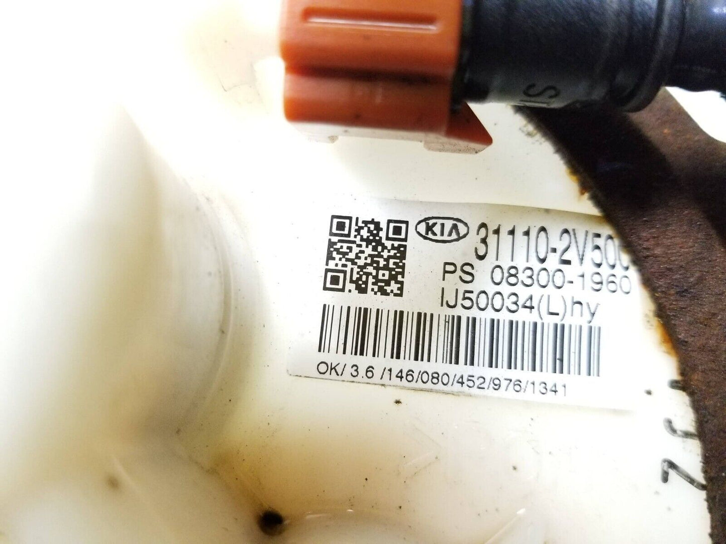 14 15 16 Kia Forte Gas Fuel Pump 31110-2v500 OEM 73k