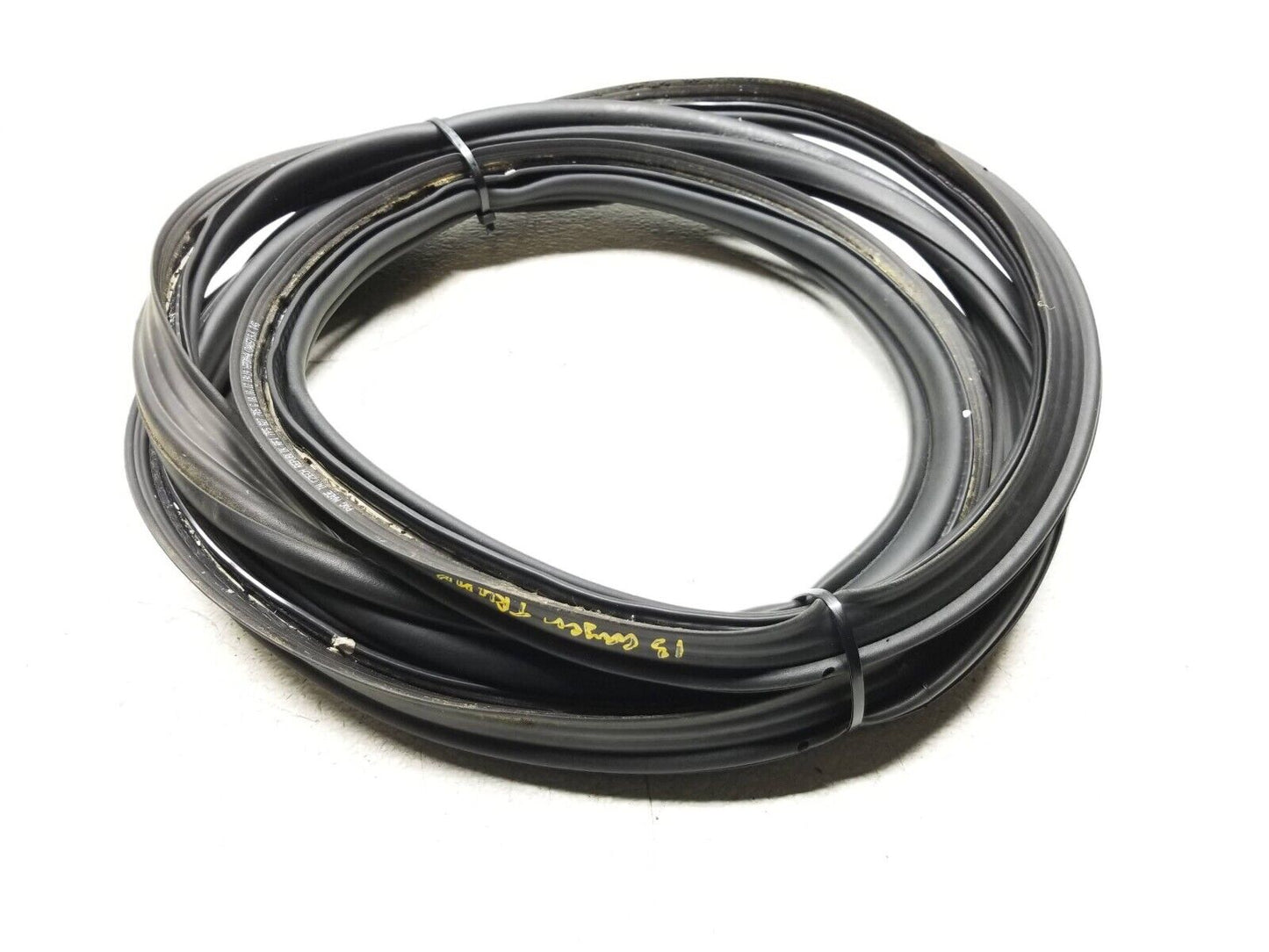 2011 - 2014 Porsche Cayenne Trunk Hatch Tailgate Weatherstrip Seal OEM