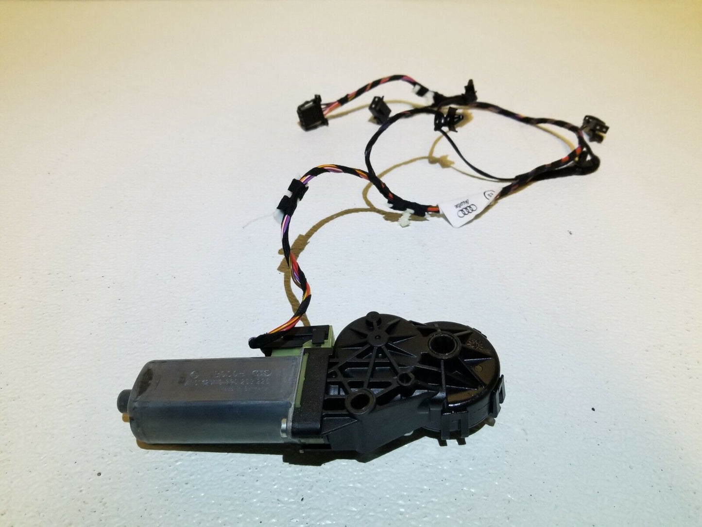 13 14 15  Audi Q7 Front Left Driver Seat Recliner Motor OEM 87k Miles