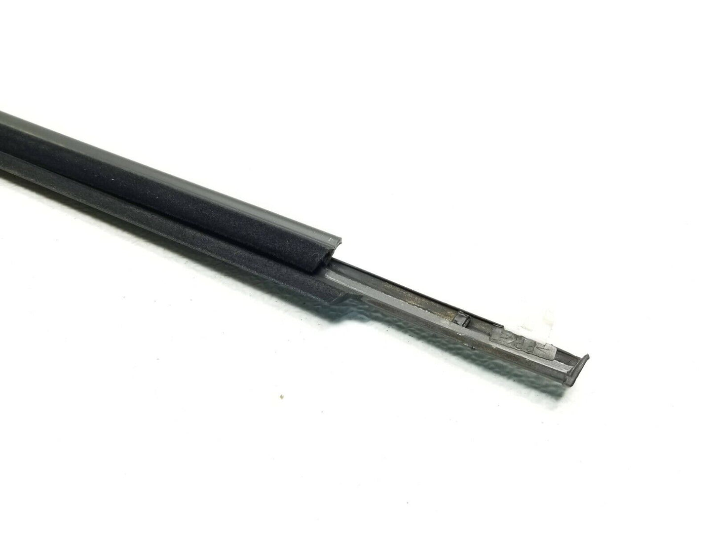 05 06 07 08 09 Toyota Prius Rear Right Pass Door Window Belt Seal Molding OEM