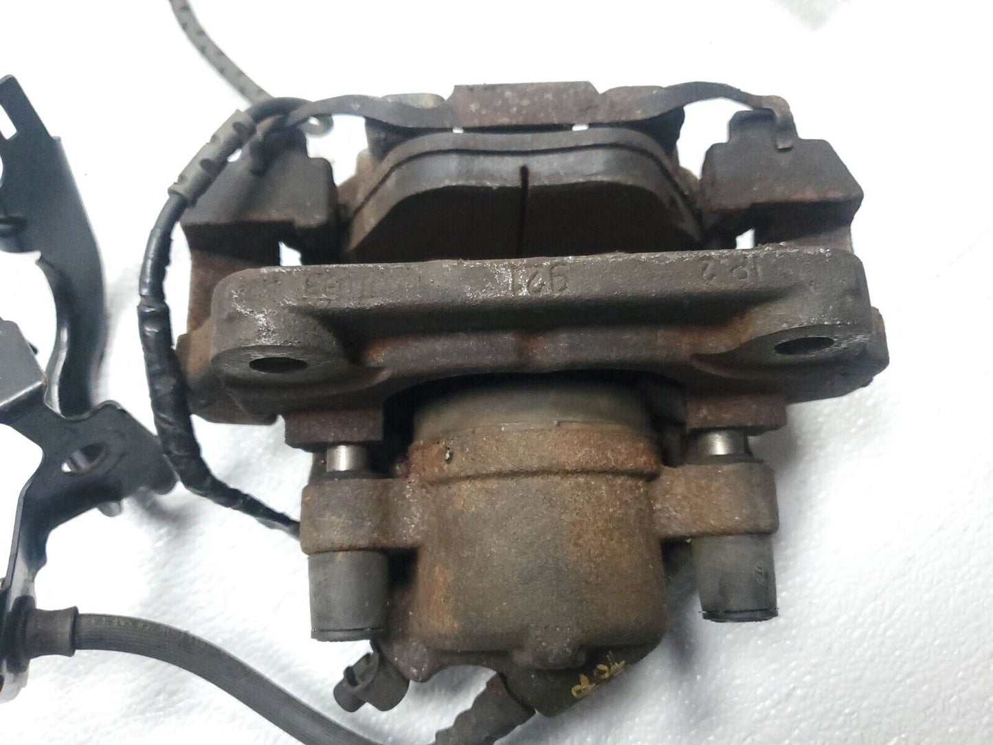 09 10 11 12 BMW 328xi E90 Front Brake Caliper Left Driver Side OEM