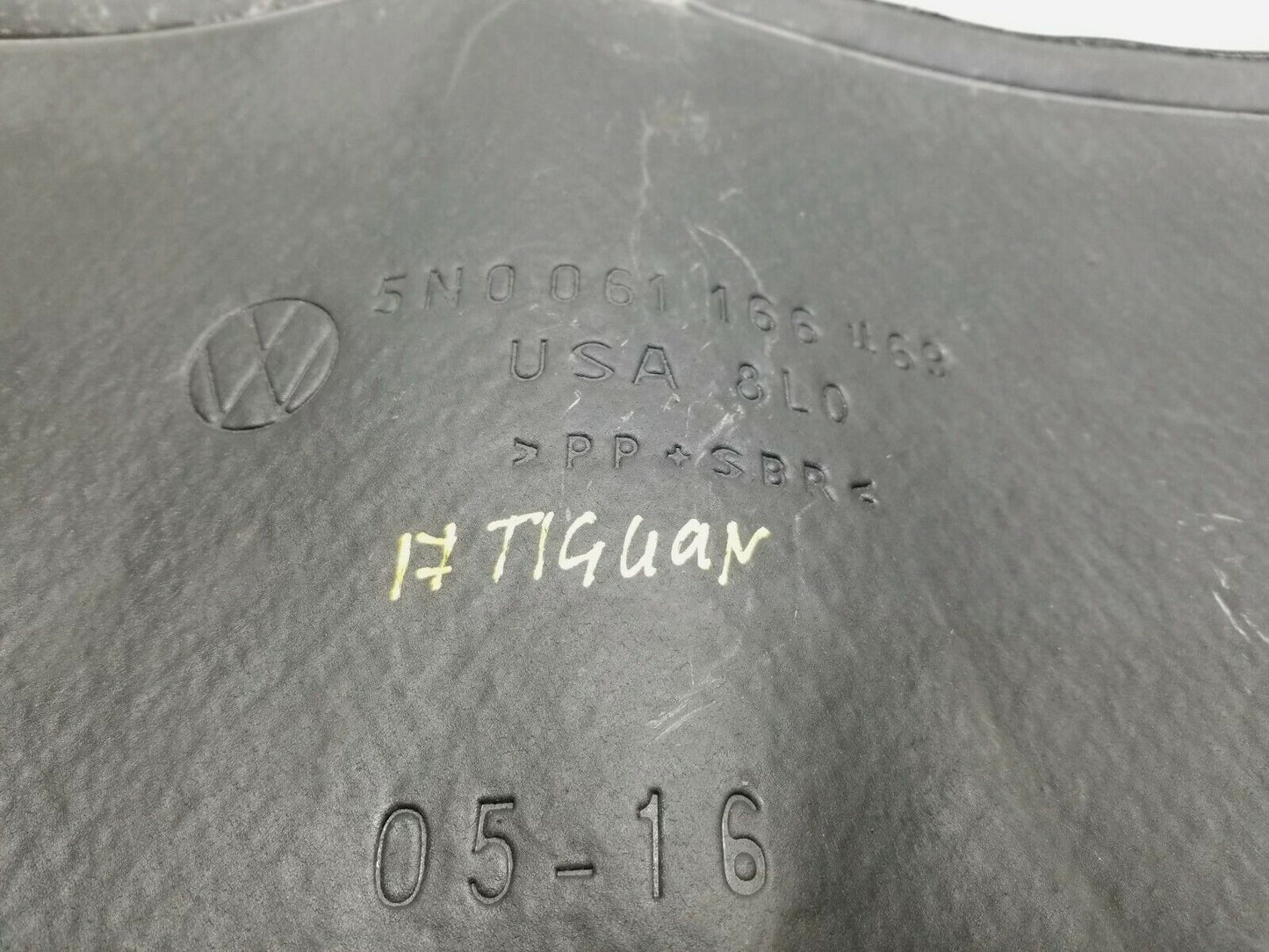 12 13 14 15 16 17 VW Tiguan Trunk Cargo Mat 5n0061166 OEM 43k Miles