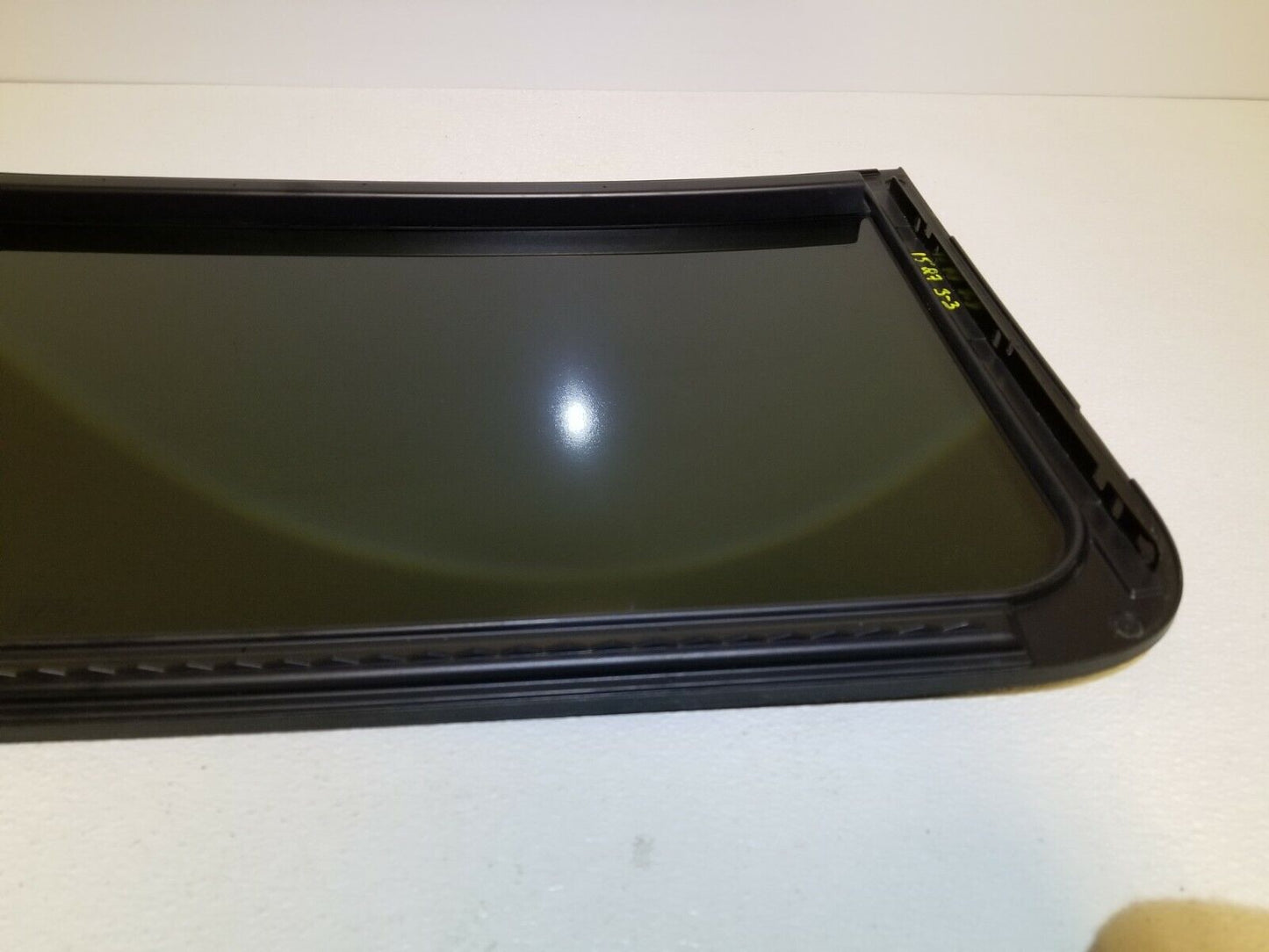 11 12 13 14 15  Audi Q7 Rear Sunroof Sun Roof Glass Panel OEM