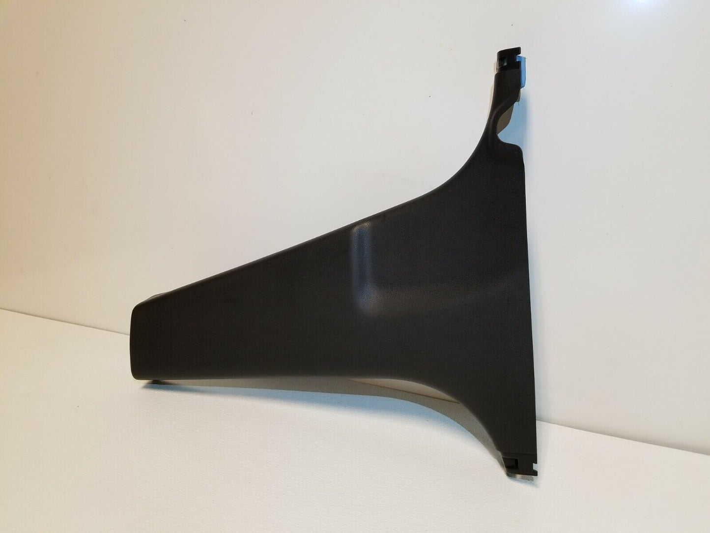13 14 15 16 Nissan Versa Sdn Center B Pillar Trim Panel Left Driver Side OEM