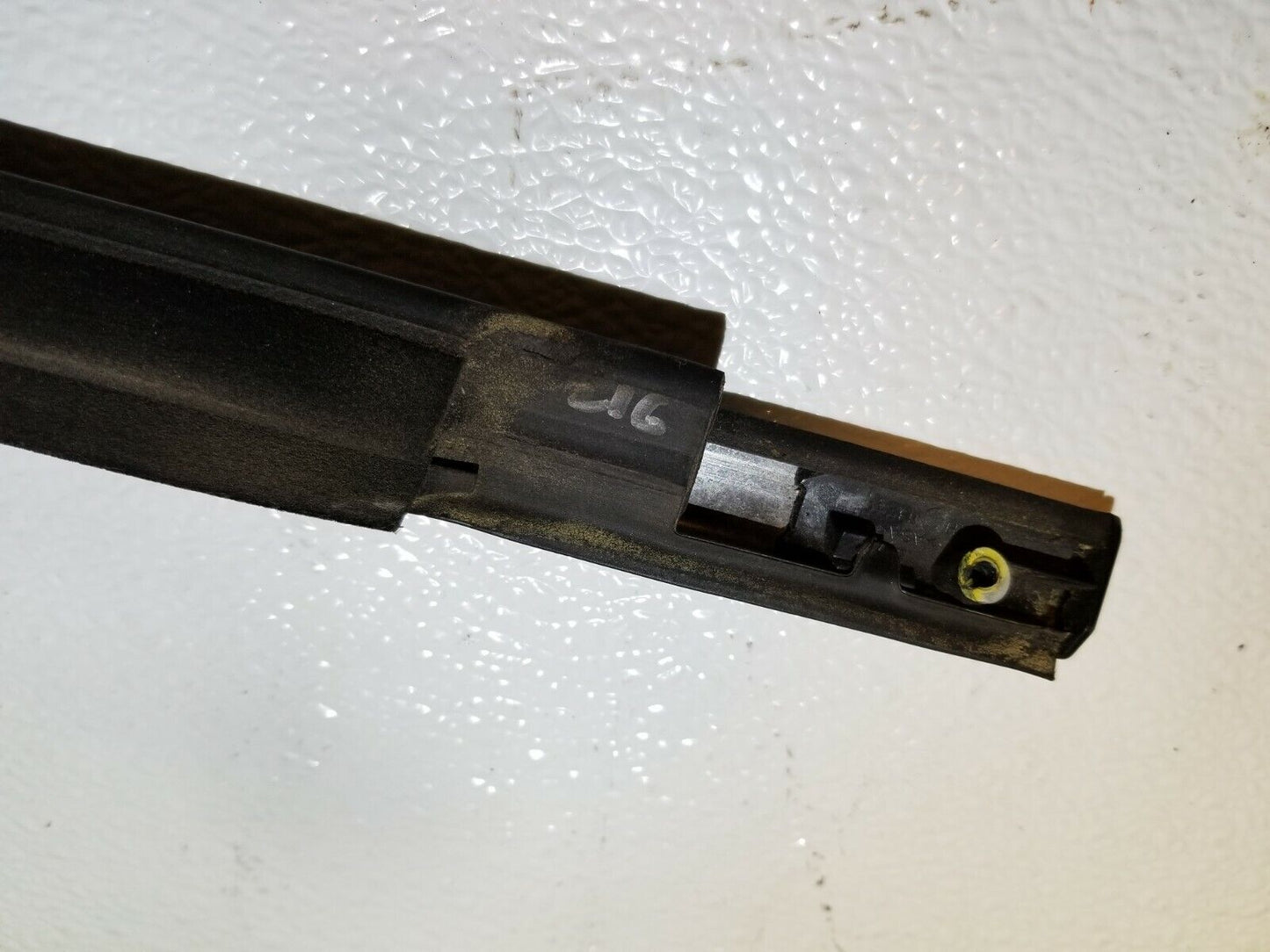 13 14 15 16 Ford Escape Rear Right Pass Door Window Belt Seal Molding OEM 83k