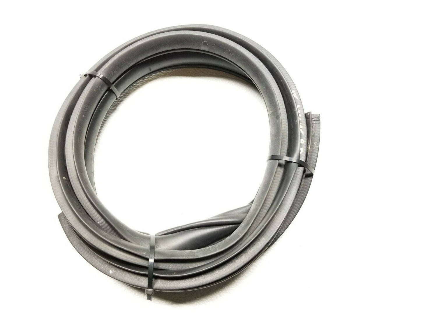 15 16 17 Hyundai Accent Hatch Rear Left Driver Side Door Weather Strip Seal OEM