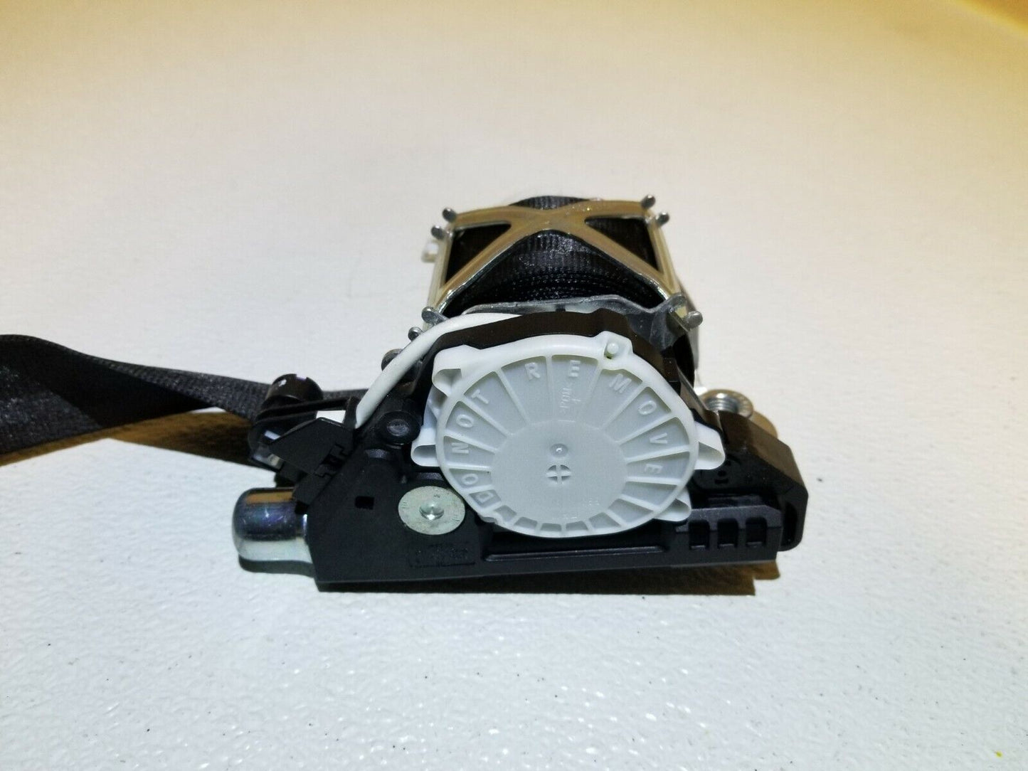 11 12 13 14 15  Audi Q7 Front Passenger Seat Belt Retractor OEM 87k Miles