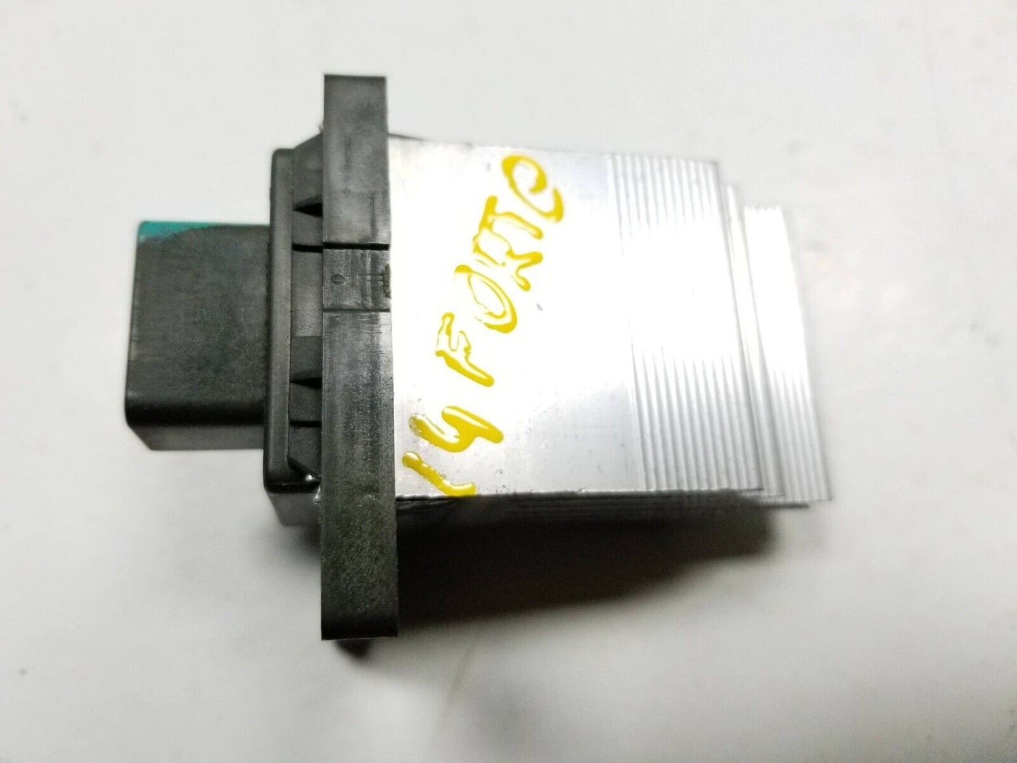 14 15 16 Kia Forte Blower Motor Resistor OEM 73k