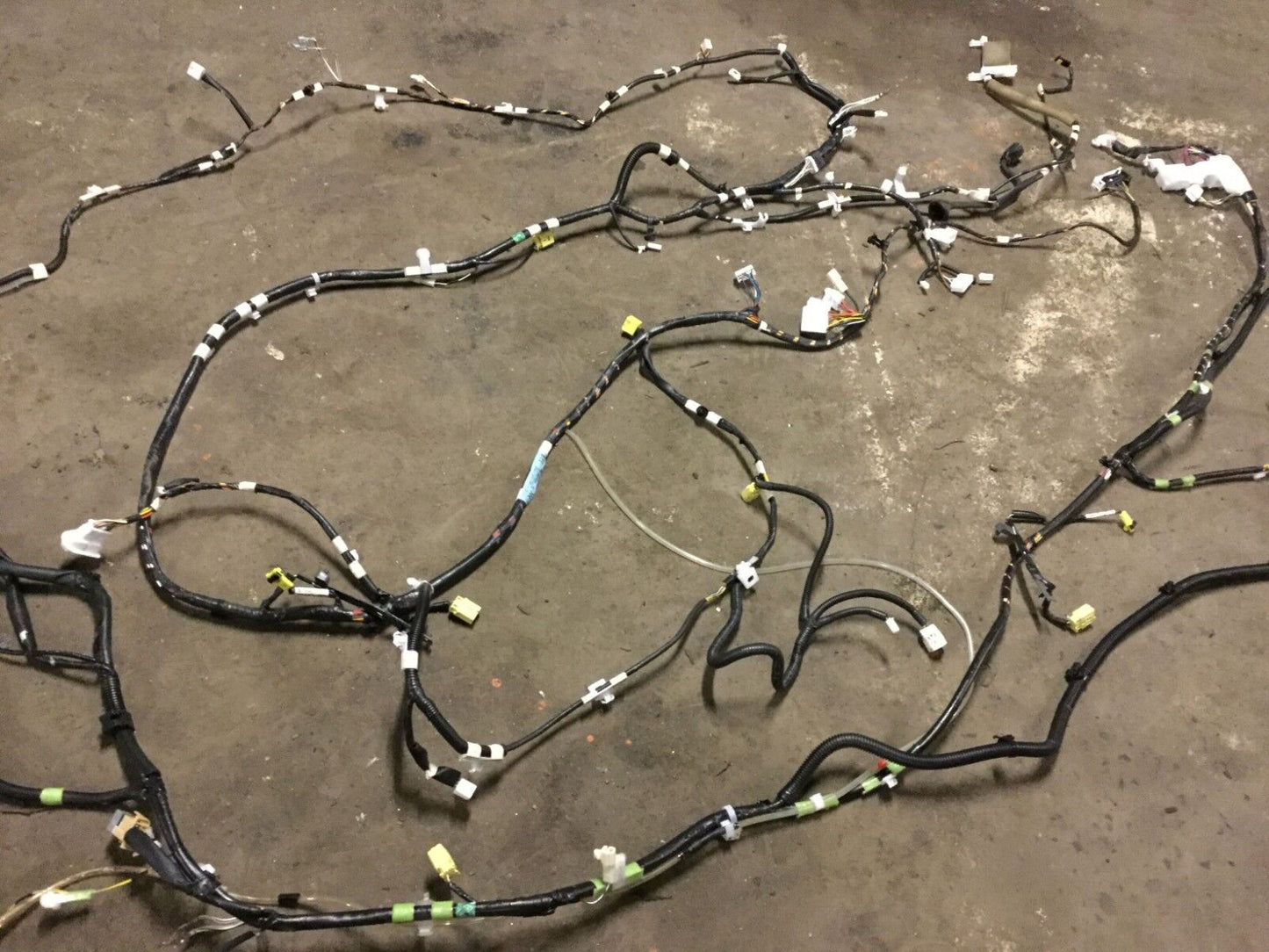 04 05 06 07 08 09 Toyota Prius Interior Floor Wire Wiring Harness 8216147330 OEM