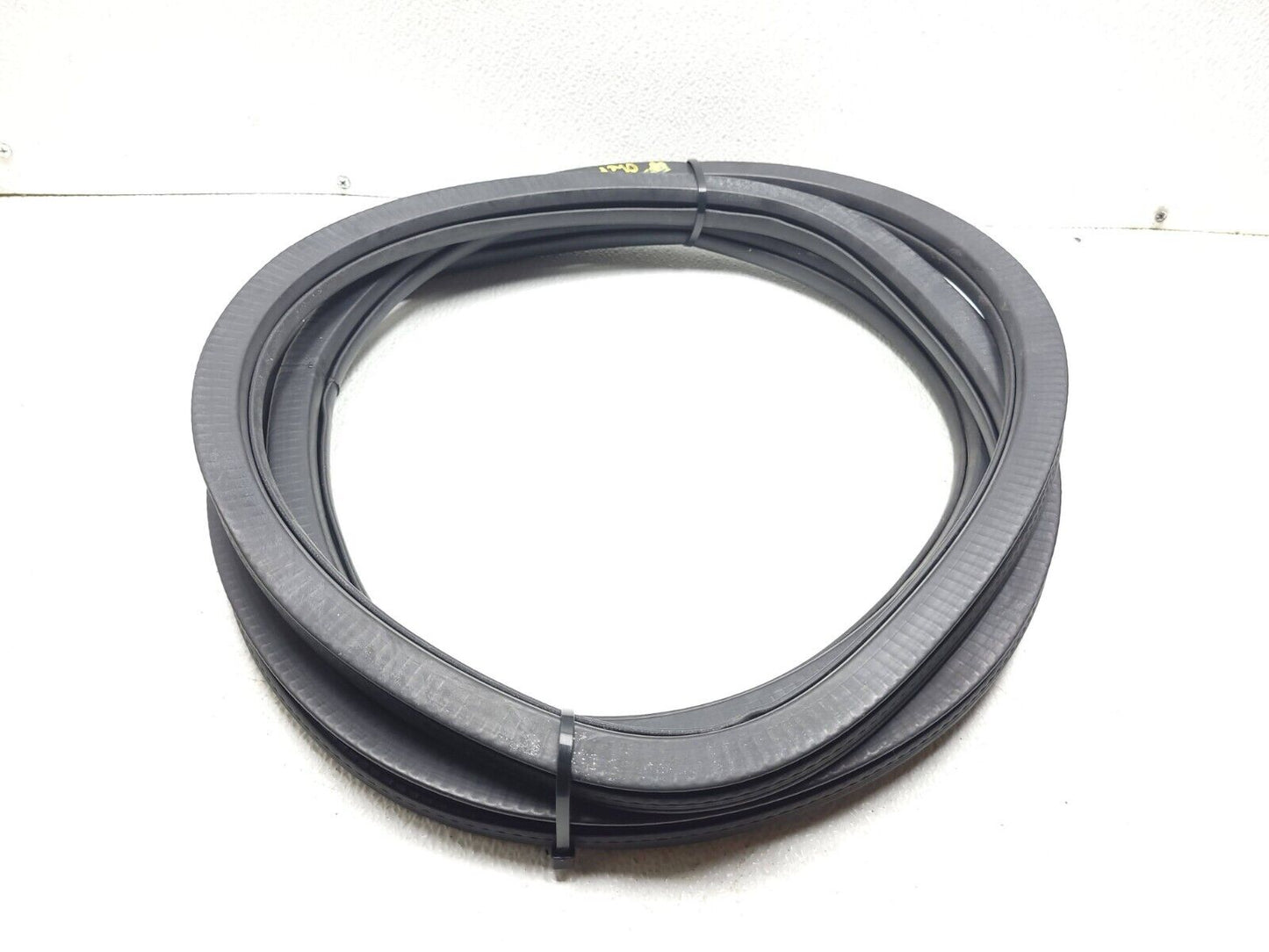 14 15 16 17 18 Jeep Cherokee Rear Door Weather Strip Seal Passenger Side Rh OEM