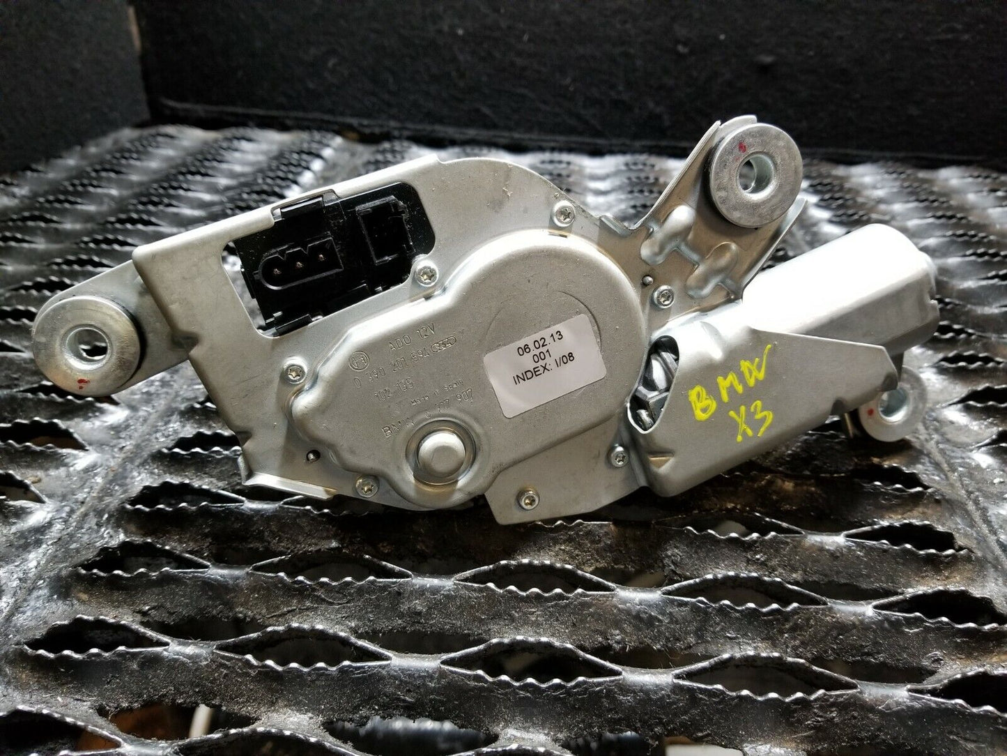 04 05 06 BMW X3 E83 Rear Wiper Motor OEM