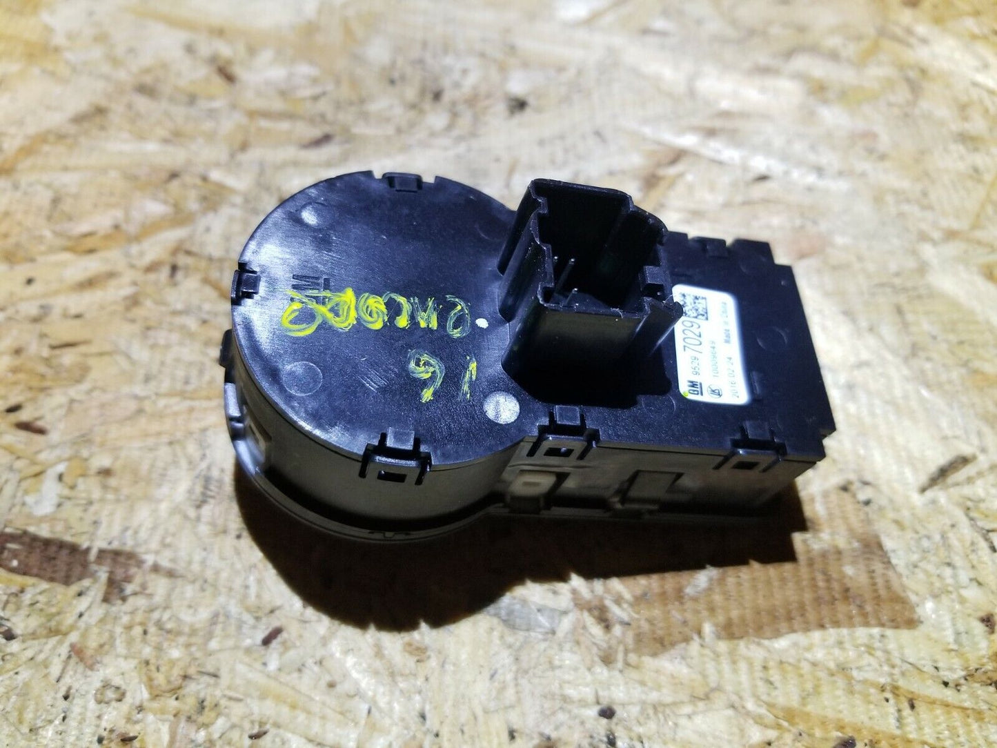 13 14 15 16 Buick Encore Headlight Switch OEM 32k