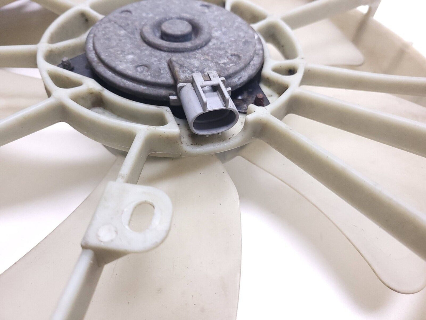 03 - 08 Toyota Corolla Radiator Cooling Fan W/ Overflow Reservoir OEM