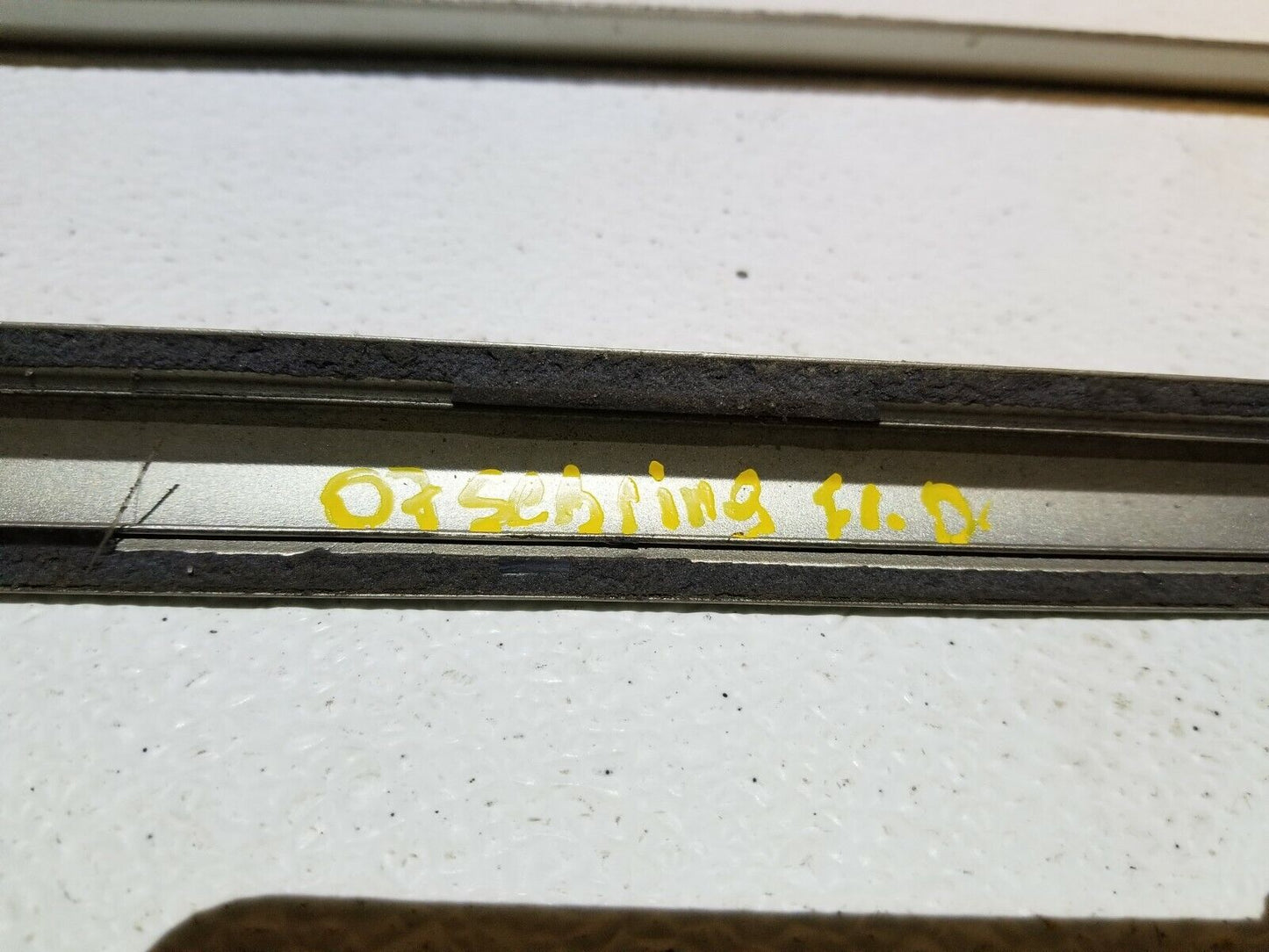 07 08 09 10 Chrysler Sebring Door Molding Front & Rear 4pcs OEM Paint : Pyg