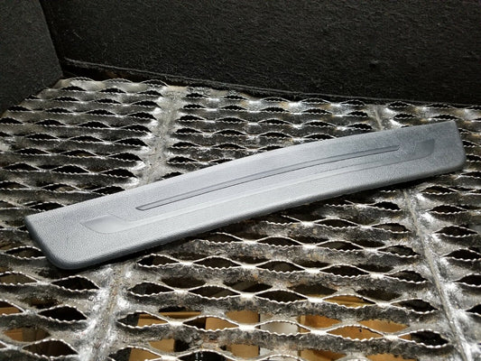 14 15 16 Kia Forte Front Right Passenger Step Sill Scuff Plate OEM 27k