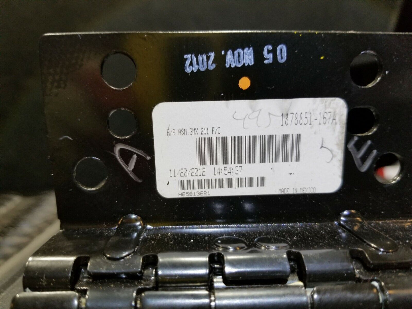 07 08 09 10 11 12 13 Chevy Impala Center Console Armrest Arm Rest Lid OEM