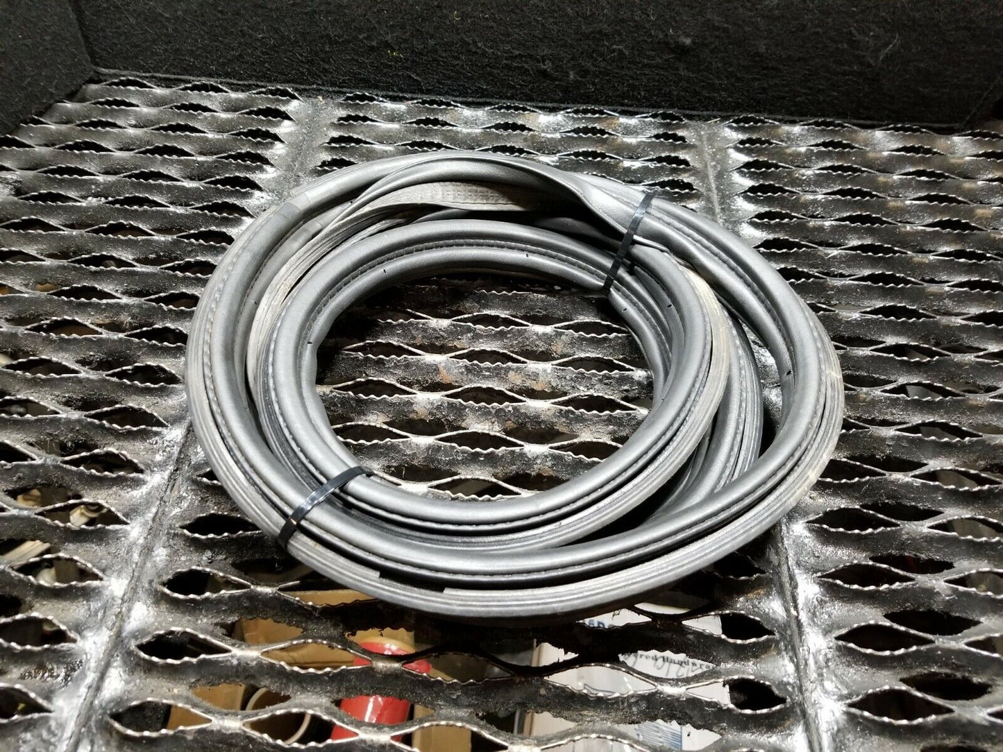 15 16 17 Subaru Legacy Trunk Lid Weatherstrip Seal OEM