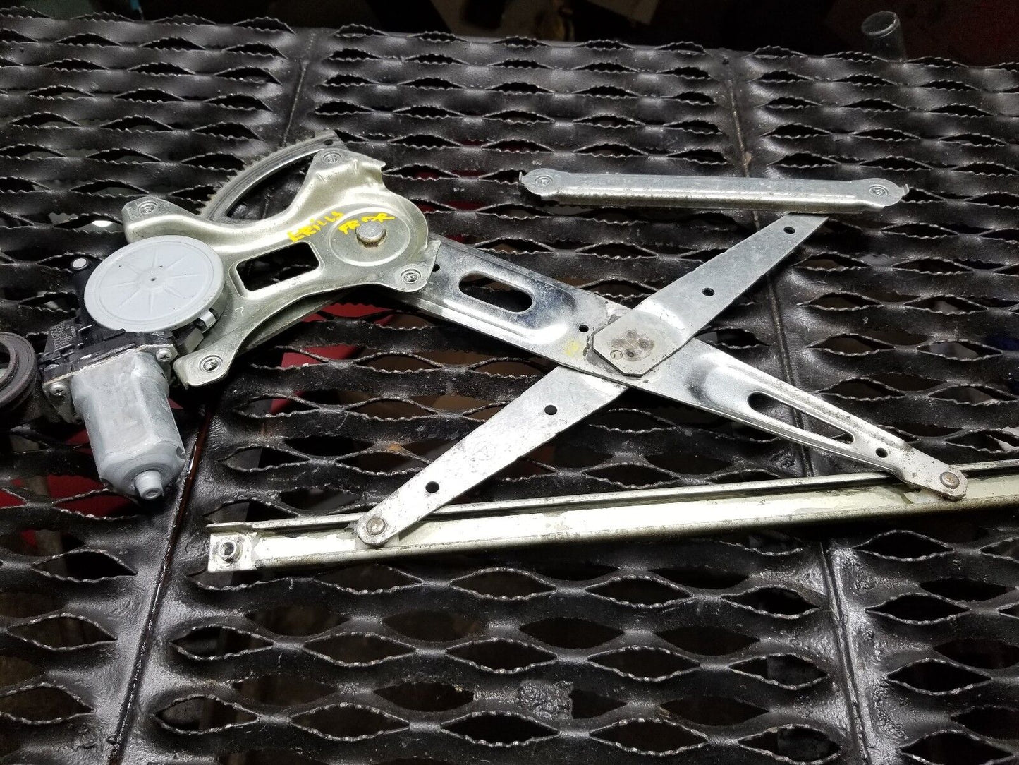 04 05 06 07 08 09 Prius Front Left Driver Window Regulator W/motor Oem.