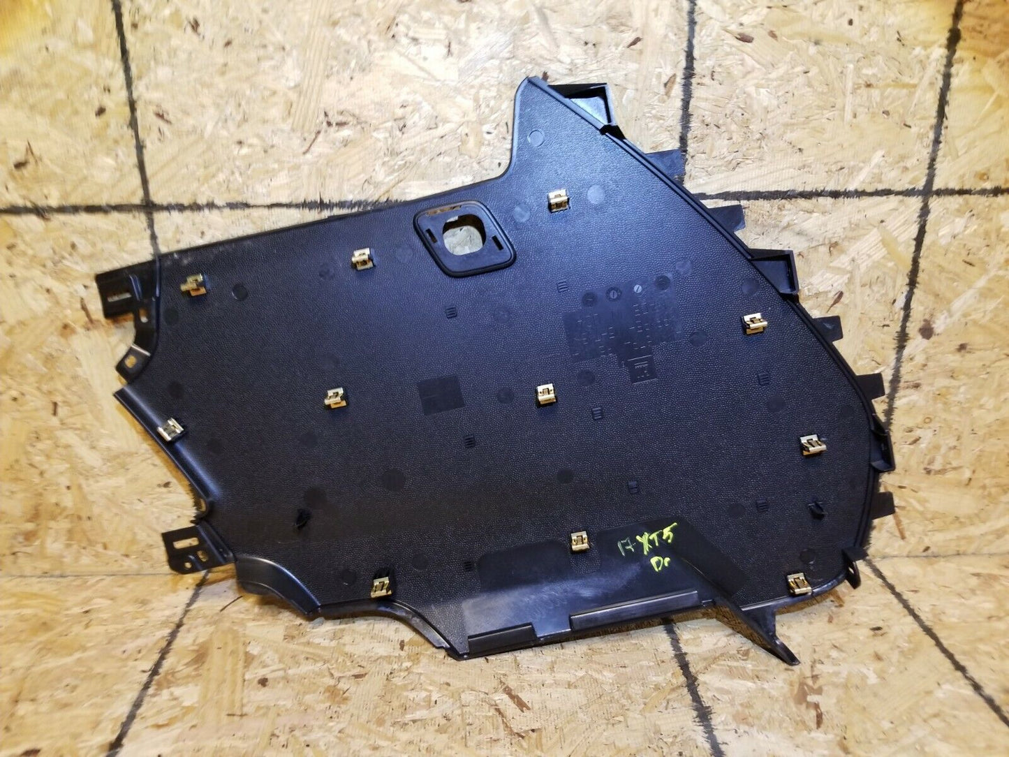 17 18 19 20 Cadillac Xt5 Interior Left Driver Side Trim Panel Plastic OEM 34k