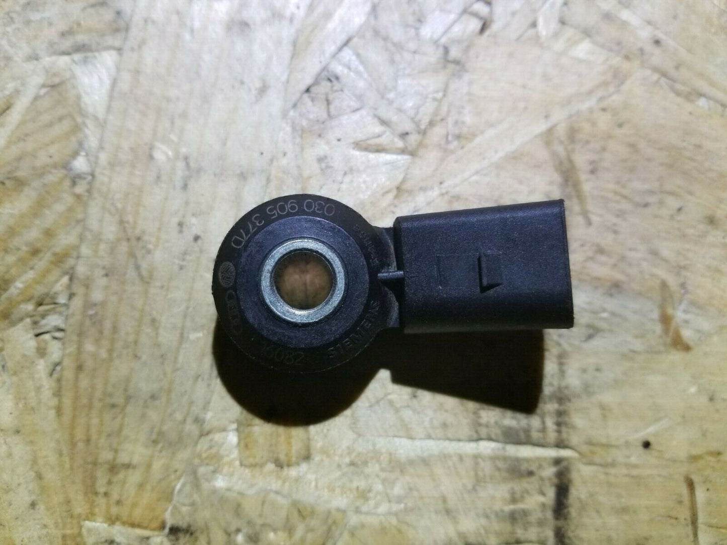 15 16 17 VW Jetta 1.4 Tsi Knock Sensor 030905377d OEM 30k