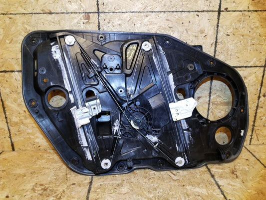 14 15 16 Kia Forte Front Right Pass Side Door Window Regulator Panel OEM 27k