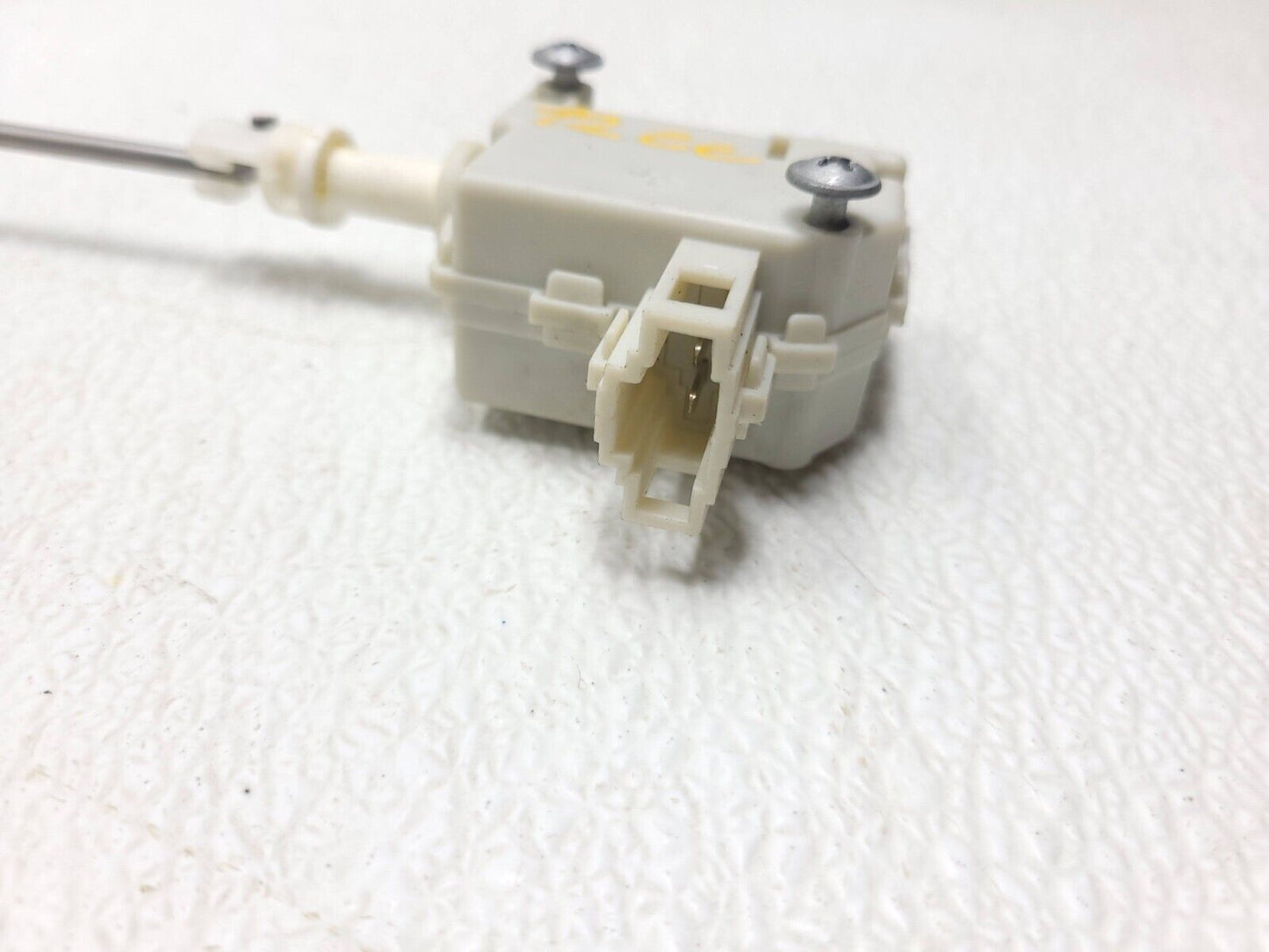09 10 11 12 Volkswagen Cc Fuel Tank Door Lid Lock Actuator OEM